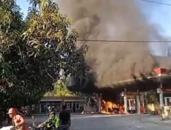 SPBU Kambaniru Sumba Timur Hangus Terbakar