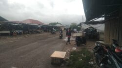 Pasar Omba Komi  Terlihat ‘Kumuh’