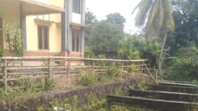 sungai depan Gereja Bethel sapurata